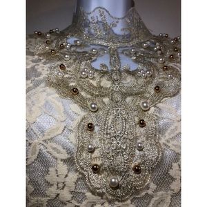 Vintage embellished laced long sleeve